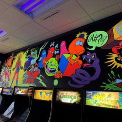 Hooligans Family Fun - New mural