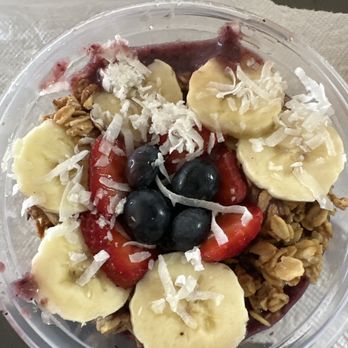 Roxberry Juice - Classic Acai Bowl - Acai Bowls Near Me - West Jordan, Utah
