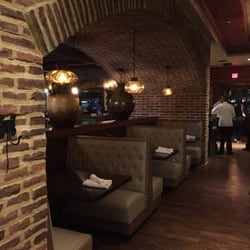 Uncle Julio's - Dinning