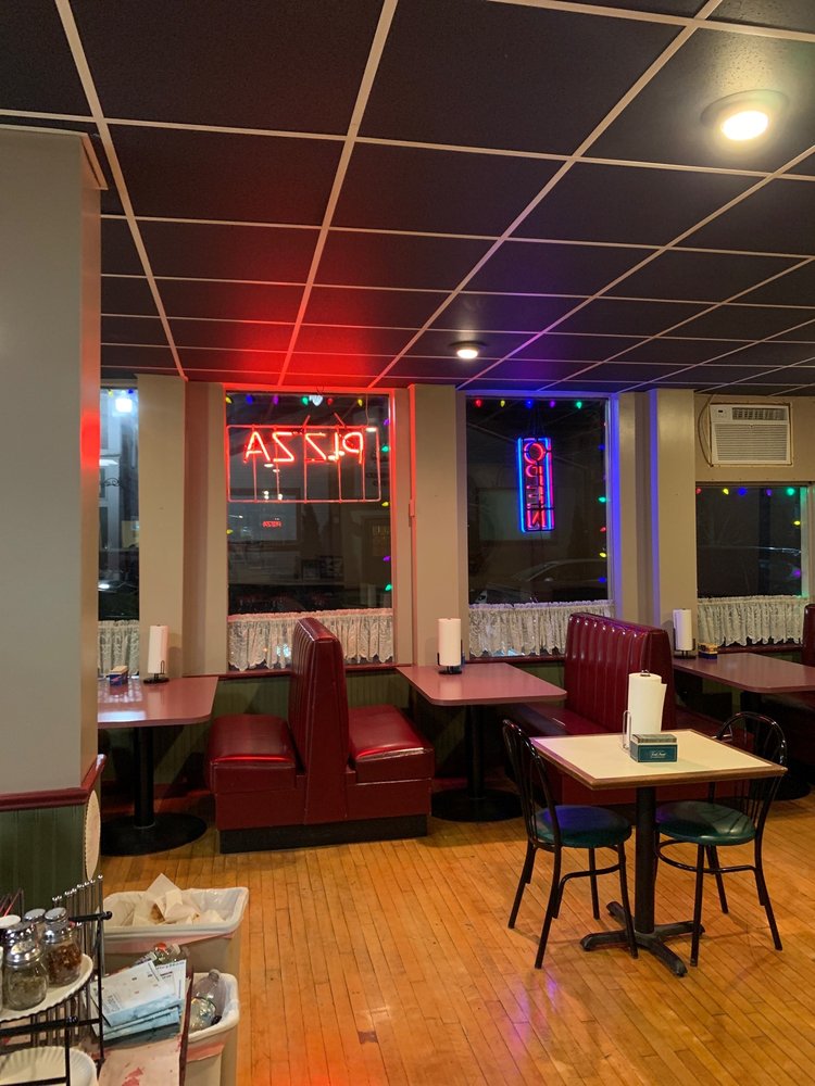 MARK’S PIZZA Updated September 2024 10 Photos & 13 Reviews 3017 Main St, Valatie, New York