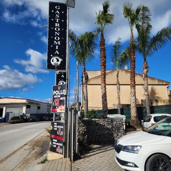 Mister Poldo - Side of outdoor area - Fast Food Near Me - Alcamo, TP Mister Poldo - Side of outdoor area - Fast Food Near Me - Alcamo, TP