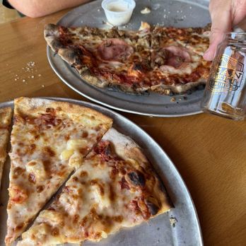 Pecan Street Brewing - Pizza - Breweries Near Me - Johnson City, Texas Pecan Street Brewing - Pizza - Breweries Near Me - Johnson City, Texas
