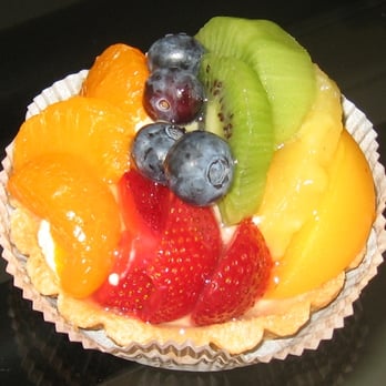 Beverly's Bakery - mini fruit tart - Bakeries Near Me - Fullerton, California
