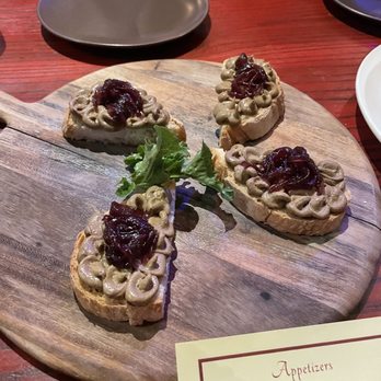 Poesia - Crostini con pate di fegatini di pollo - Italian Near Me - San Francisco, California