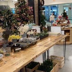 Studio By Garden Streets - DIY Bar for Succulents and Dried Flower bouquets