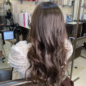 Aaron Emanuel Salon - Blow Dry/Out Services Near Me - New York, New York