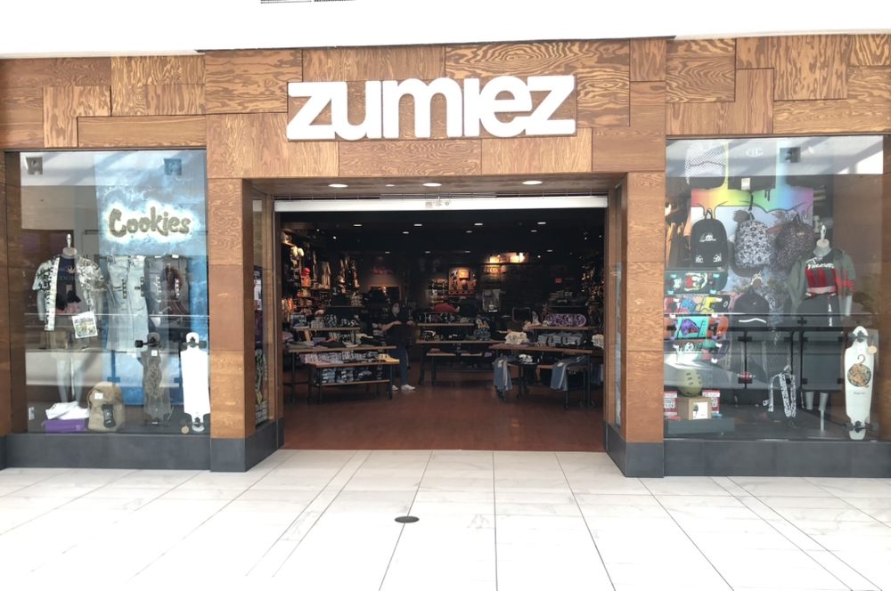 ZUMIEZ 11 Reviews 2086 Newpark Mall, Newark, California