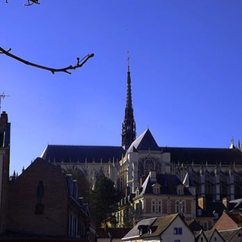 Au Manneken Pis - Notre Dame des Amiens, as seen from Manneken-Pis - Restaurants Near Me - Amiens, 80
