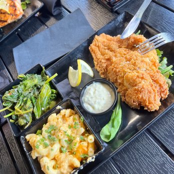 Fin & Feathers - Fried catfish, spinach, & Mac/cheese - Bars Near Me - Atlanta, Georgia