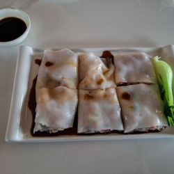 Ming Court - Flat rice wraps (肠粉)