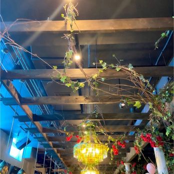 La Vie - Cocktail Bars Near Me - Washington, DC, District of Columbia