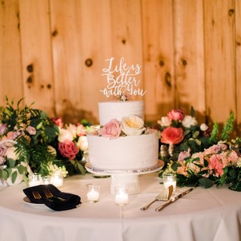 Christine's Cake Creations - Desserts Near Me
