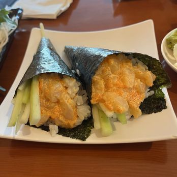 Fuji Sukiyaki - Spicy Scallop Hand Roll - Japanese Near Me - San Mateo, California Fuji Sukiyaki - Spicy Scallop Hand Roll - Japanese Near Me - San Mateo, California