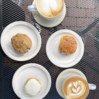 Broadway Café - Coffee, apple cinnamon muffin, scone, soft biscotti - Coffee & Tea Near Me - Kansas City, Missouri Broadway Café - Coffee, apple cinnamon muffin, scone, soft biscotti - Coffee & Tea Near Me - Kansas City, Missouri