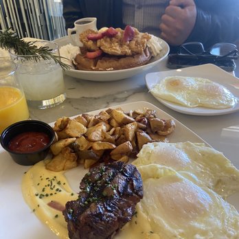 Corner Bistro - Chicken & waffles and steak & eggs. - American Near Me - New York, New York Corner Bistro - Chicken & waffles and steak & eggs. - American Near Me - New York, New York