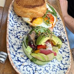 Ojo de Agua - Croissant sandwich