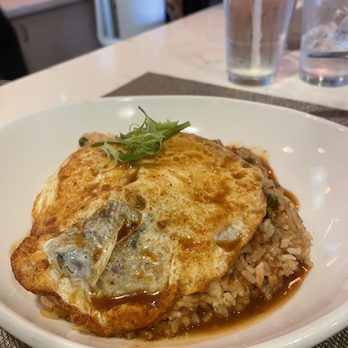 Moena Café - LOCO MOCO w/ fried rice - Cafes Near Me - Honolulu, Hawaii Moena Café - LOCO MOCO w/ fried rice - Cafes Near Me - Honolulu, Hawaii