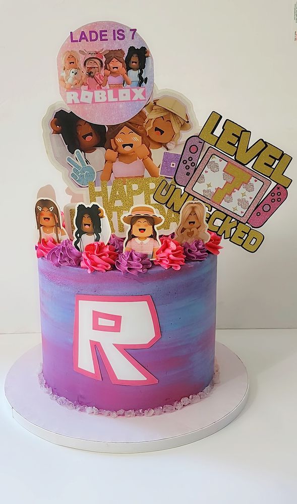 NikBil Cakes and Bakes Logo