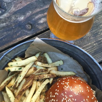 Kings Row Gastropub - BBQ Pulled Pork with fries - delicious! - Gastropubs Near Me - Pasadena, California Kings Row Gastropub - BBQ Pulled Pork with fries - delicious! - Gastropubs Near Me - Pasadena, California