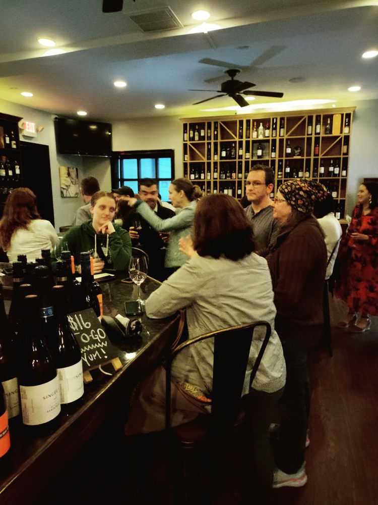 TASTING ROOM Updated August 2024 15 Photos & 24 Reviews 901 S