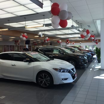 Bommarito Nissan Ballwin - Car Dealers Near Me - Ballwin, Missouri Bommarito Nissan Ballwin - Car Dealers Near Me - Ballwin, Missouri