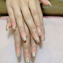 The Sweet Dream Nail Salon - First time there they were very nice did a very good job Will go there again