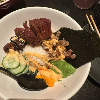 PLANTA Queen Nomad - Poke bowl with steak. So yummy! - Vegetarian Near Me - New York, New York