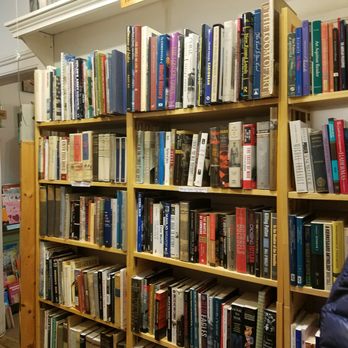 Yellow House Books - Bookstores Near Me - Great Barrington, Massachusetts Yellow House Books - Bookstores Near Me - Great Barrington, Massachusetts