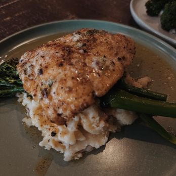 CJ Finz - Seafood Near Me - Manassas, Virginia