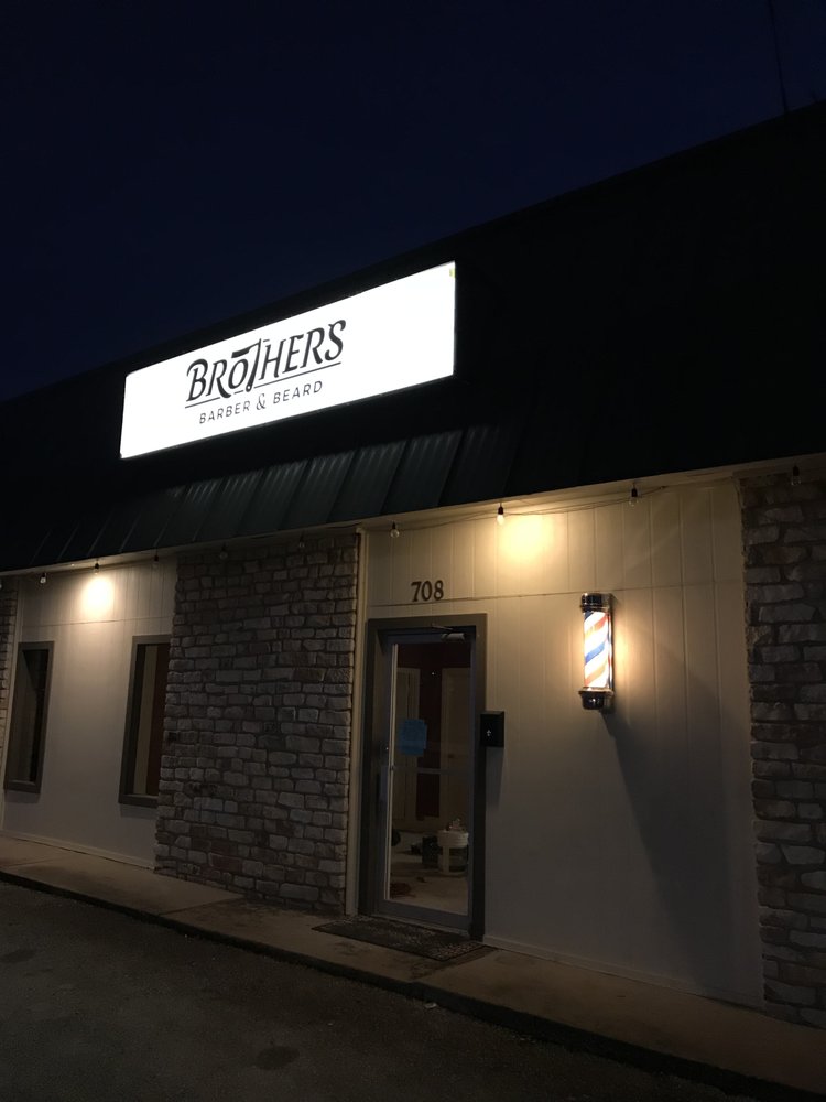 Brothers Barber and Beard, Marble Falls Roadtrippers