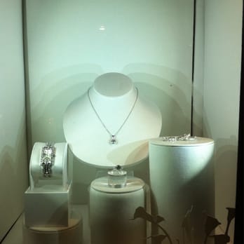 Harry Winston - Jewelry Near Me - Honolulu, Hawaii