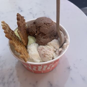 Millie's Homemade Ice Cream - Ice Cream & Frozen Yogurt Near Me - Pittsburgh, Pennsylvania Millie's Homemade Ice Cream - Ice Cream & Frozen Yogurt Near Me - Pittsburgh, Pennsylvania