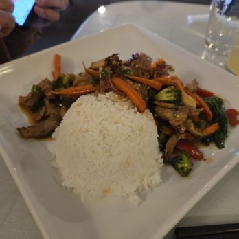 Golden Saigon - Mongolian beef - Vietnamese Near Me - Aurora, Colorado Golden Saigon - Mongolian beef - Vietnamese Near Me - Aurora, Colorado