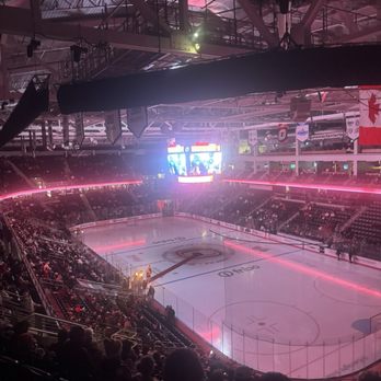 Baxter Arena - UNO hockey game (D1 sports game) - Stadiums & Arenas Near Me - Omaha, Nebraska Baxter Arena - UNO hockey game (D1 sports game) - Stadiums & Arenas Near Me - Omaha, Nebraska