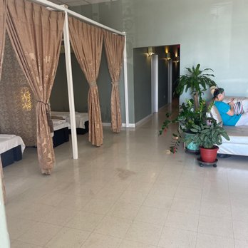 Four Seasons Spa - good service attitude - Massage Near Me - Fullerton, California Four Seasons Spa - good service attitude - Massage Near Me - Fullerton, California