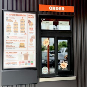 Smalls Sliders - Burgers Near Me - McKinney, Texas