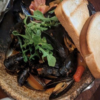 Tavern 157 - Mussels in a chili tomato sauce - Lounges Near Me - Flushing, New York Tavern 157 - Mussels in a chili tomato sauce - Lounges Near Me - Flushing, New York