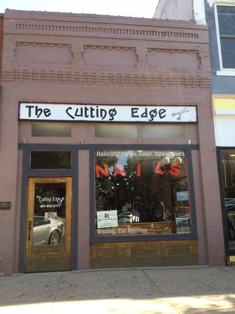 THE CUTTING EDGE Updated July 2024 20 Washington Ave E, Albia, Iowa
