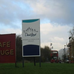 David Lloyd Club - A Five Star Club with a Long Contract
