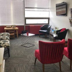 Susan Ferritto DDS - Comfortable Waiting Room