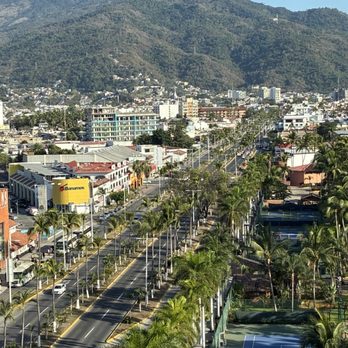 Hotel MIO - Loud highway noise day and night although we booked a deluxe room with a panoramic view - Hotels Near Me - Puerto Vallarta, JAL