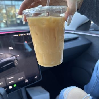 Elissimo Coffee - Iced dirty chai - Coffee Roasteries Near Me - Rancho Santa Margarita, California Elissimo Coffee - Iced dirty chai - Coffee Roasteries Near Me - Rancho Santa Margarita, California