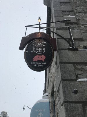 Chez Piggy Restaurant & Bar by null