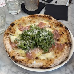 Prosciutto and Arugula Pizza