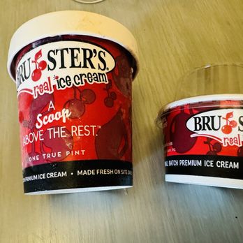 Bruster's Real Ice Cream - Cookies m crème Oreo pint of ice cream and brownie bits - Ice Cream & Frozen Yogurt Near Me - Glendale, Arizona Bruster's Real Ice Cream - Cookies m crème Oreo pint of ice cream and brownie bits - Ice Cream & Frozen Yogurt Near Me - Glendale, Arizona