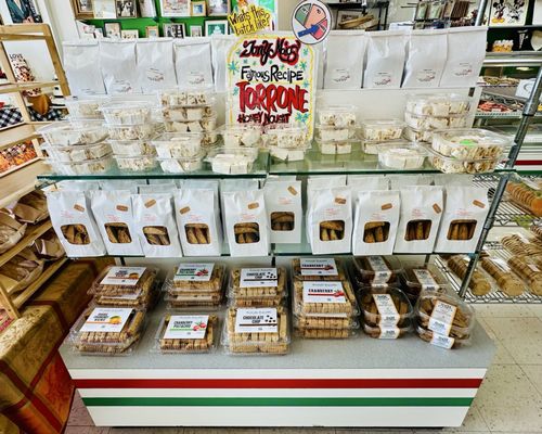 Moio's Italian Pastry Shop by null