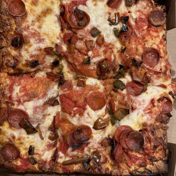 Three Brothers Pizza - 12" Sicilian Pizza with pepperoni and green peppers - Italian Near Me - Odessa, Florida Three Brothers Pizza - 12" Sicilian Pizza with pepperoni and green peppers - Italian Near Me - Odessa, Florida