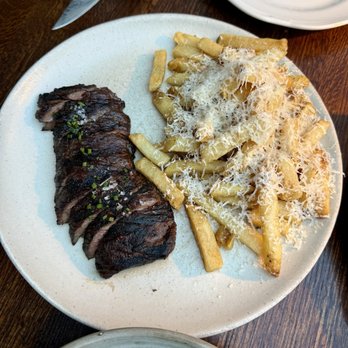 Dēliz - Steak frites - Italian Near Me - Chicago, Illinois