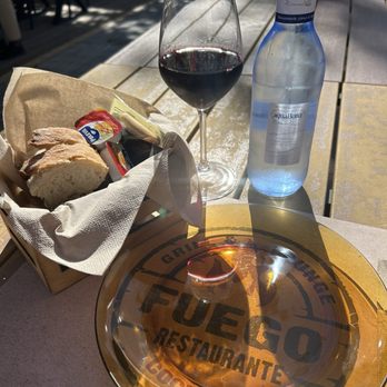Fuego - Red wine and bread - Restaurants Near Me - Rota, California