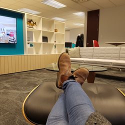 Business Interiors (Ontario) 